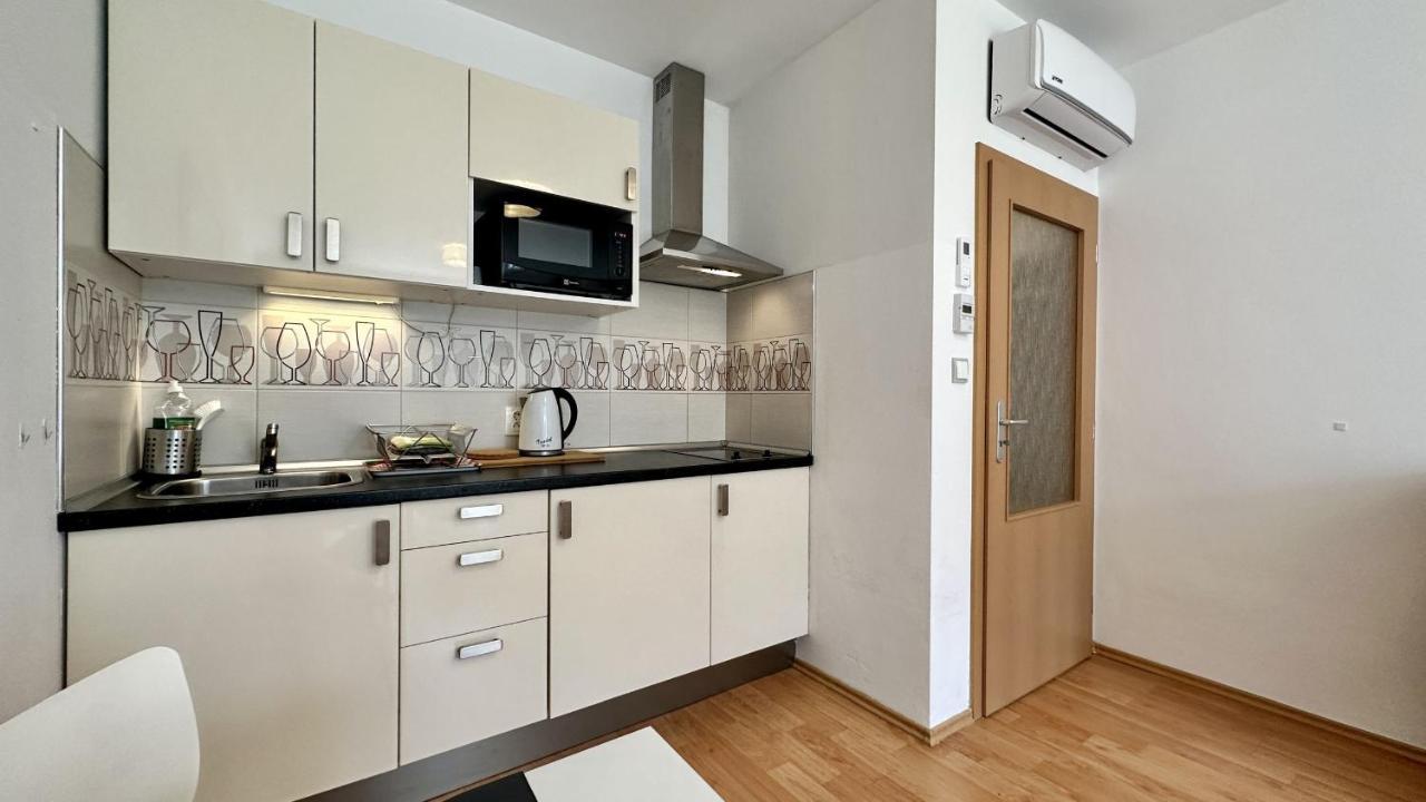 Appartement - Rozmberk, Svet A Bastyr