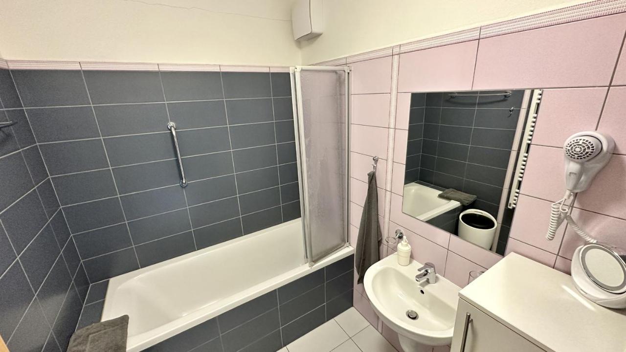 Apartment Ubytovani Trebon - Apartmany Rozmberk, Svet A Bastyr